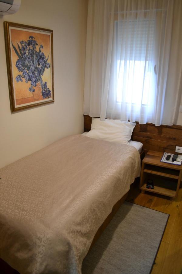 B&B Villa Panuka Pančevo Dış mekan fotoğraf